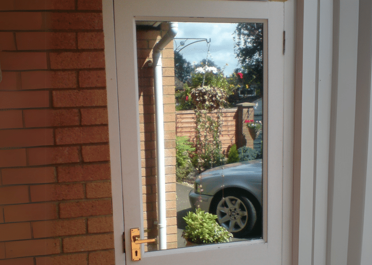 Mirrored Door